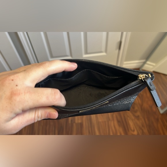 Kate Spade pouch - Picture 2 of 2